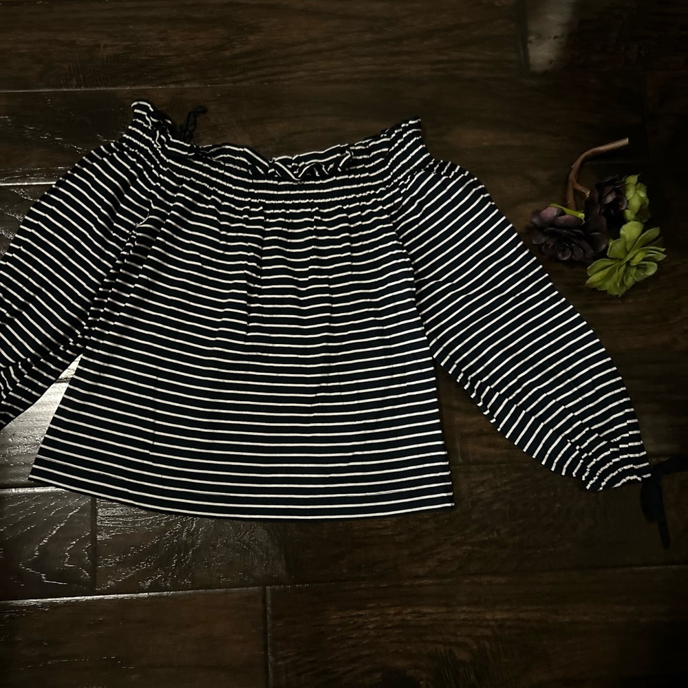Banana republic off the shoulder